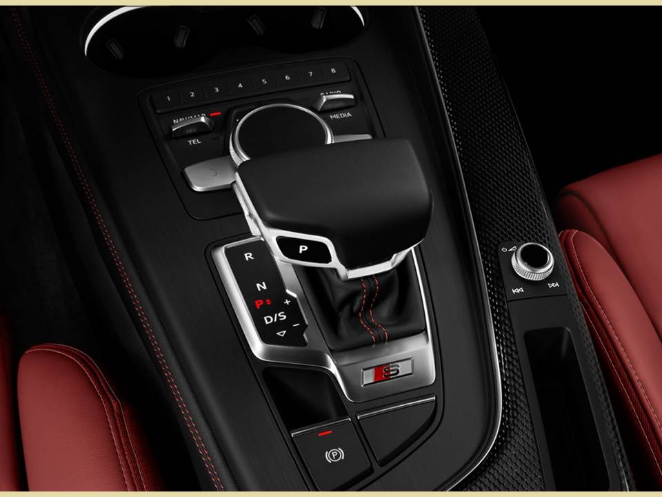 Audi A3 FRONT LEFT